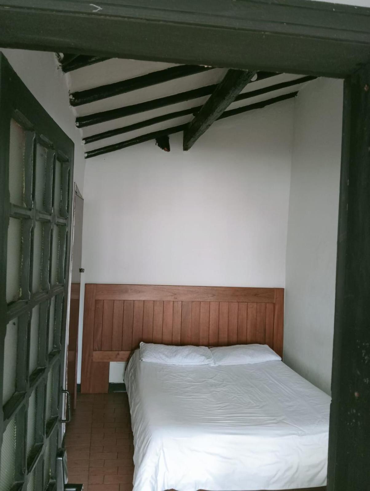Double Room with Shared Bathroom,1606591853:JPEG